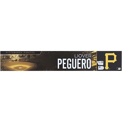 Plaque signalétique noire émise par le joueur des Pirates de Pittsburgh Liover Peguero pour la saison 2023 de la MLB