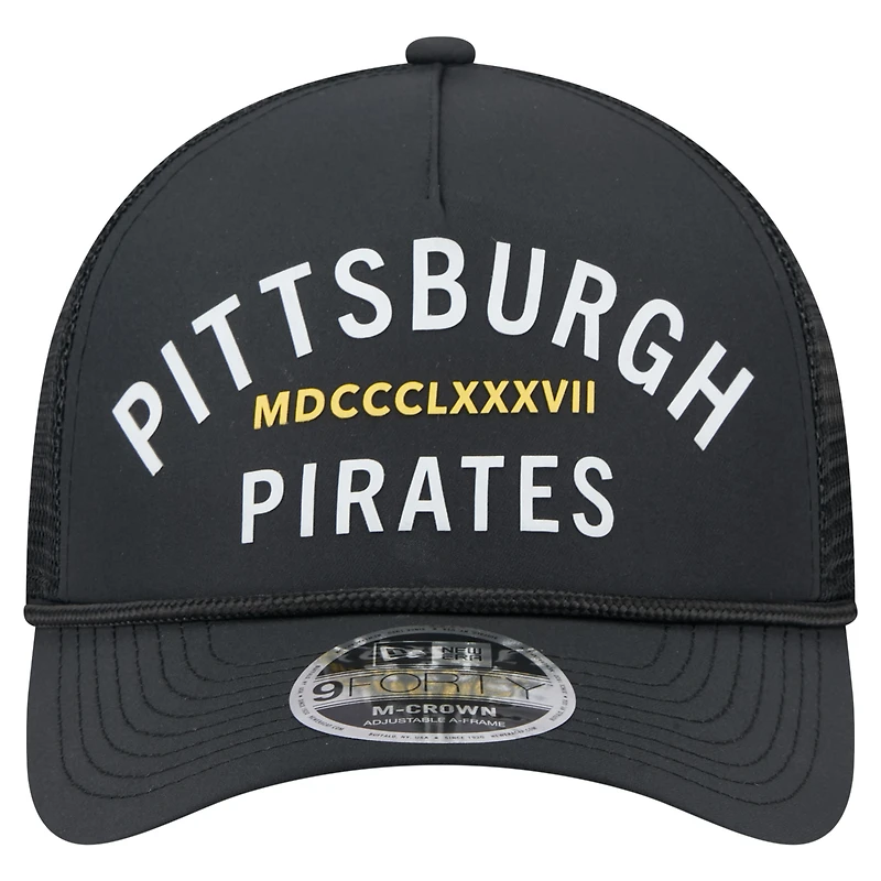 Men's New Era Black Pittsburgh Pirates Minimalist 9FORTY A-Frame Adjustable Hat