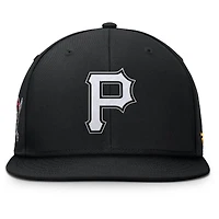 Men's Fanatics Black Pittsburgh Pirates Walk-Off Bullpen Snapback Hat