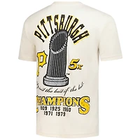 T-shirt Mitchell & Ness crème pour homme, motif Legacy Defined des Pirates de Pittsburgh