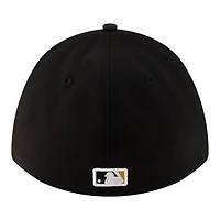 Men's New Era  Black Pittsburgh Pirates Alternate Player Replica 39THIRTY M-Crown Flex Hat