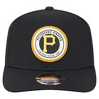 Casquette extensible à bouton-pression New Era noire avec écusson circulaire 9SEVENTY des Pirates de Pittsburgh pour homme