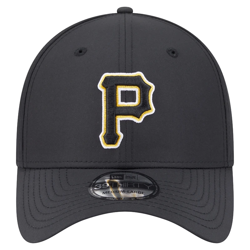 Men's New Era  Black Pittsburgh Pirates Night 39THIRTY Flex Hat