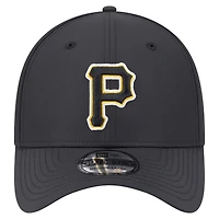 Men's New Era  Black Pittsburgh Pirates Night 39THIRTY Flex Hat
