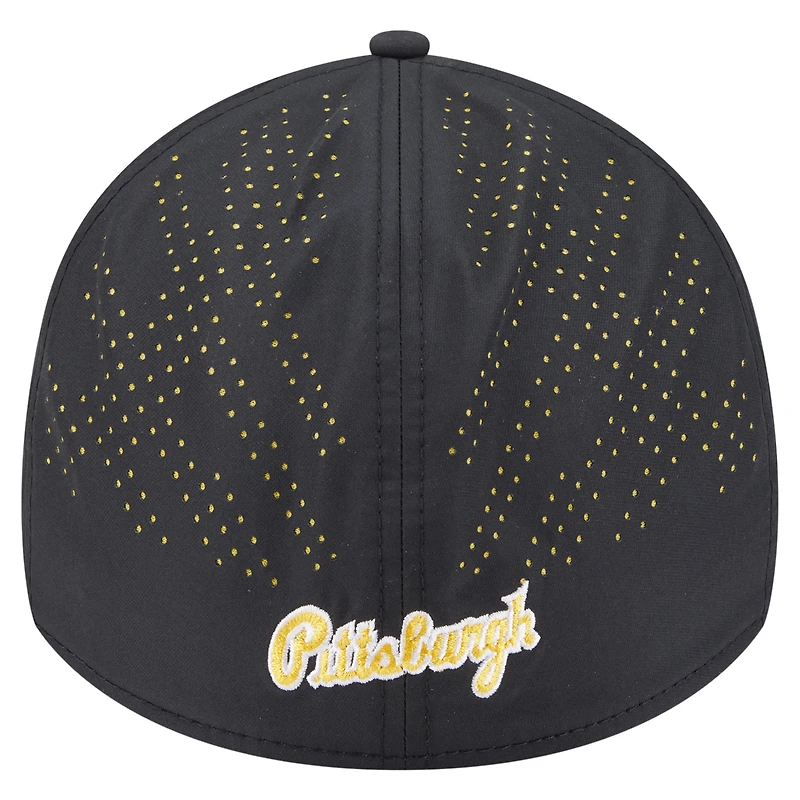 Men's New Era  Black Pittsburgh Pirates Night 39THIRTY Flex Hat