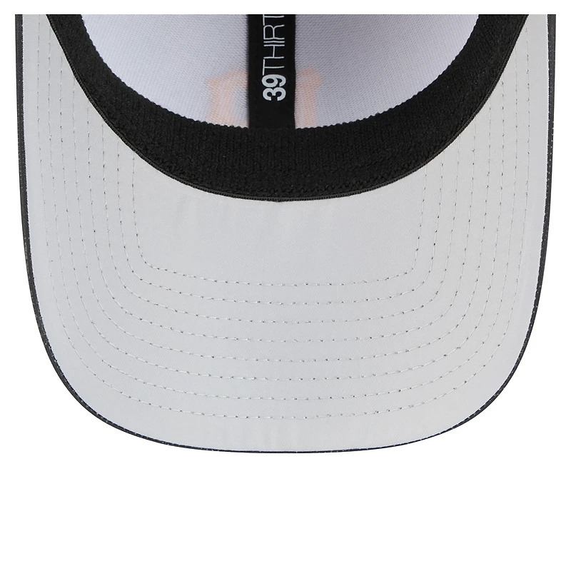 Casquette New Era 39THIRTY Flex noire à motif camouflage ton sur des Pirates de Pittsburgh pour homme