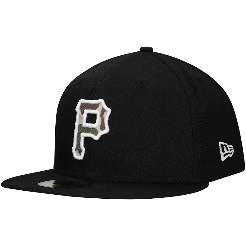 Men's New Era Black Pittsburgh Pirates Troop Chant Camo Undervisor 59FIFTY Fitted Hat