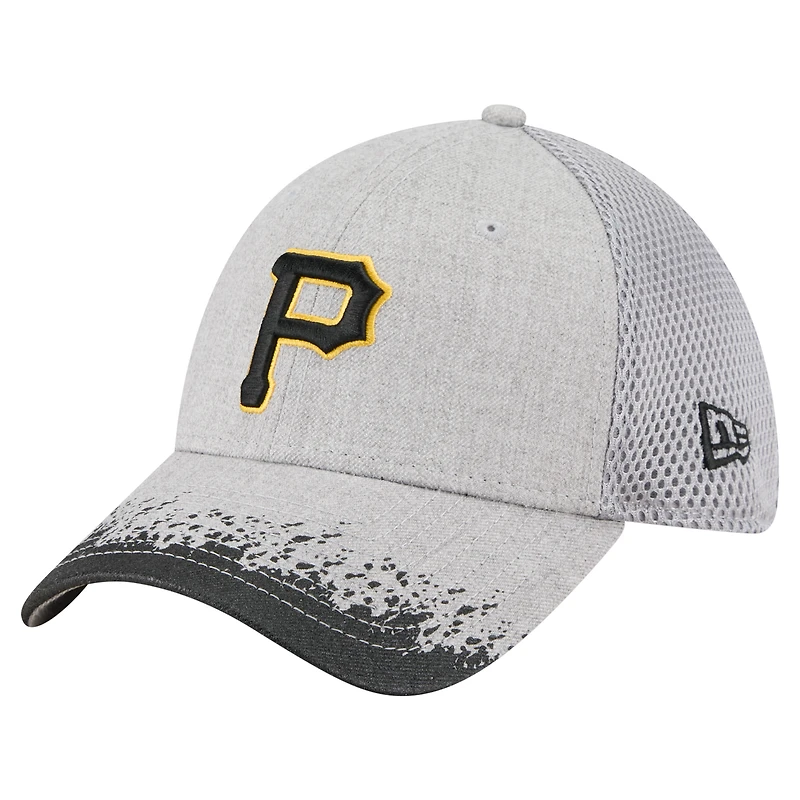 Men's New Era Gray Pittsburgh Pirates Visor Paint Splatter 39THIRTY Flex Hat