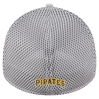 Men's New Era Gray Pittsburgh Pirates Visor Paint Splatter 39THIRTY Flex Hat