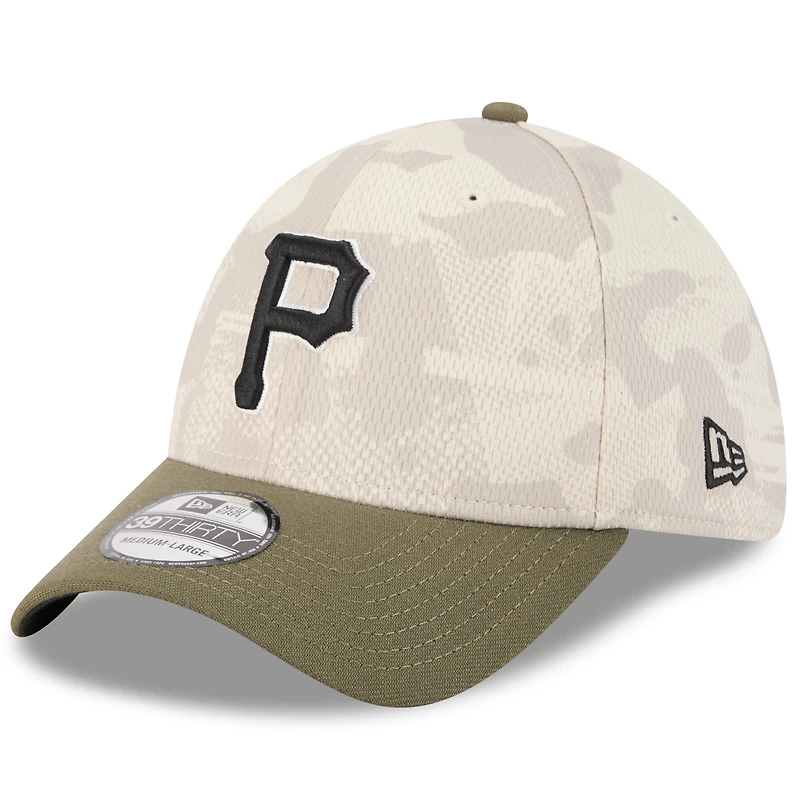 Casquette 39THIRTY Flex pour homme, beige clair/olive, Pirates de Pittsburgh 2025, Journée des forces armées