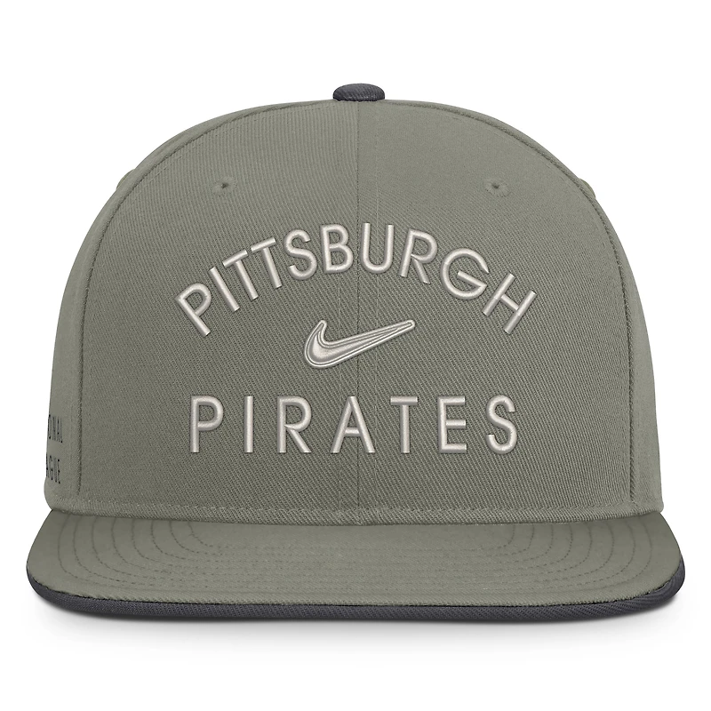 Casquette snapback Nike Pro Dri-FIT Pro Pittsburgh Pirates olive pour homme