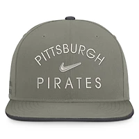 Casquette snapback Nike Pro Dri-FIT Pro Pittsburgh Pirates olive pour homme