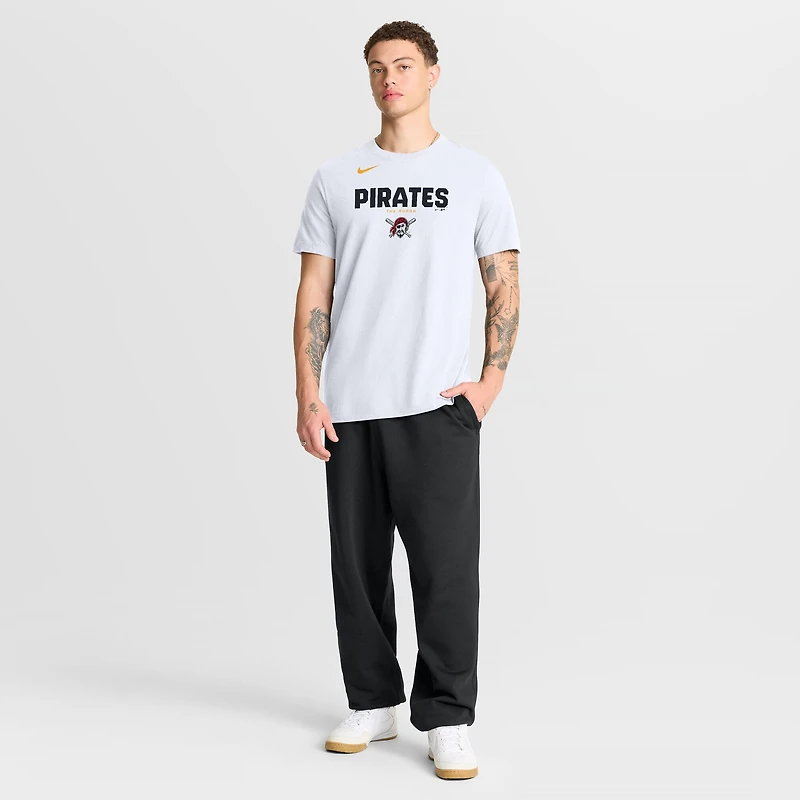 T-shirt Nike blanc pour homme avec le nom de l'équipe en gras des Pirates Pittsburgh