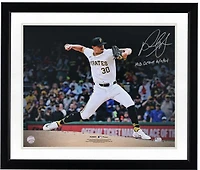 Photo dédicacée de Paul Skenes, lanceur des Pirates de Pittsburgh, format 40,6 x 50,8 cm (16 x 20 pouces), lors de ses débuts en MLB, avec inscription « DÉBUTS MLB 11».