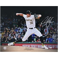 Photographie autographiée de Paul Skenes des Pirates de Pittsburgh lors de ses débuts en MLB, 16" x 20"