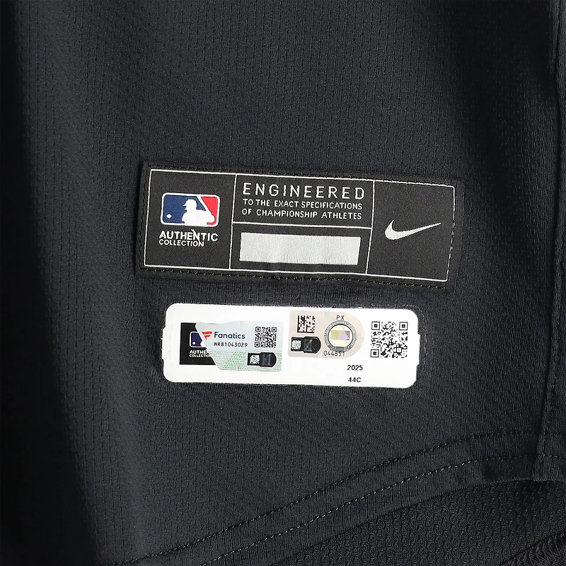 Maillot Nike noir n° 2 de Spencer Horwitz, des Pirates de Pittsburgh, utilisé lors du match contre les Reds de Cincinnati, les 20 et 21 mai 2025