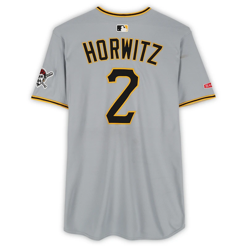 Maillot Nike gris n° 2 de Spencer Horwitz, des Pirates de Pittsburgh, utilisé lors du match contre les Brewers de Milwaukee, le 23 juin 2025