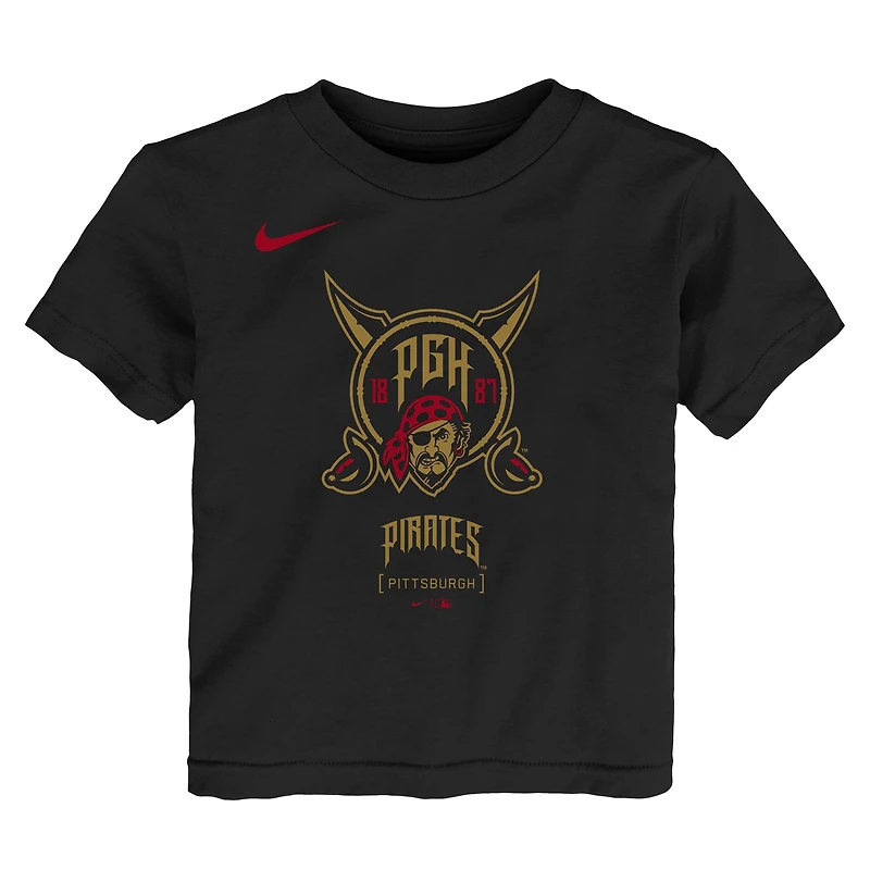 T-shirt Nike noir pour tout-petit Pittsburgh Pirates 2026 City Connect Logo