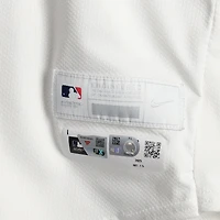 Maillot Nike blanc n° 28 de Tommy Pham des Pirates de Pittsburgh, utilisé lors de plusieurs matchs de la saison 2025 de la MLB