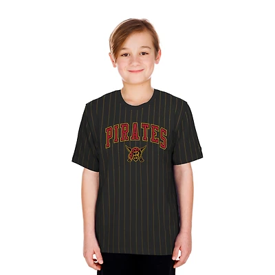 T-shirt à rayures New Era noir Pittsburgh Pirates 2026 City Connect pour jeunes
