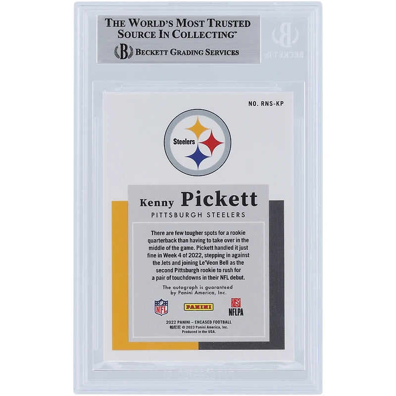 Carte de recrue authentifiée Panini 2022 signée Kenny Pickett des Pittsburgh Steelers avec signatures notables en étui saphir #RNS-KP #38/50 BGS