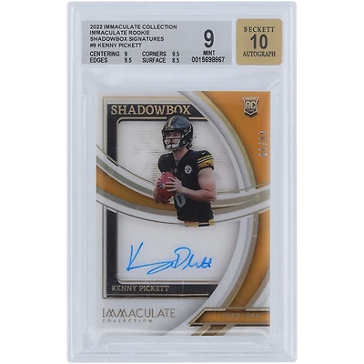 Carte de recrue 9/10 authentifiée BGS autographiée par Kenny Pickett des Pittsburgh Steelers 2022 Panini Immaculate Collection Shadowbox #RSH-KPI #44/49 - Sous-grades 9, 9, 9,5, 9,5, 8,5