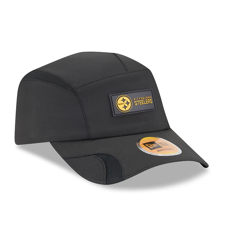 Casquette ajustable noire New Era pour homme des Pittsburgh Steelers 2025 Sideline Runner