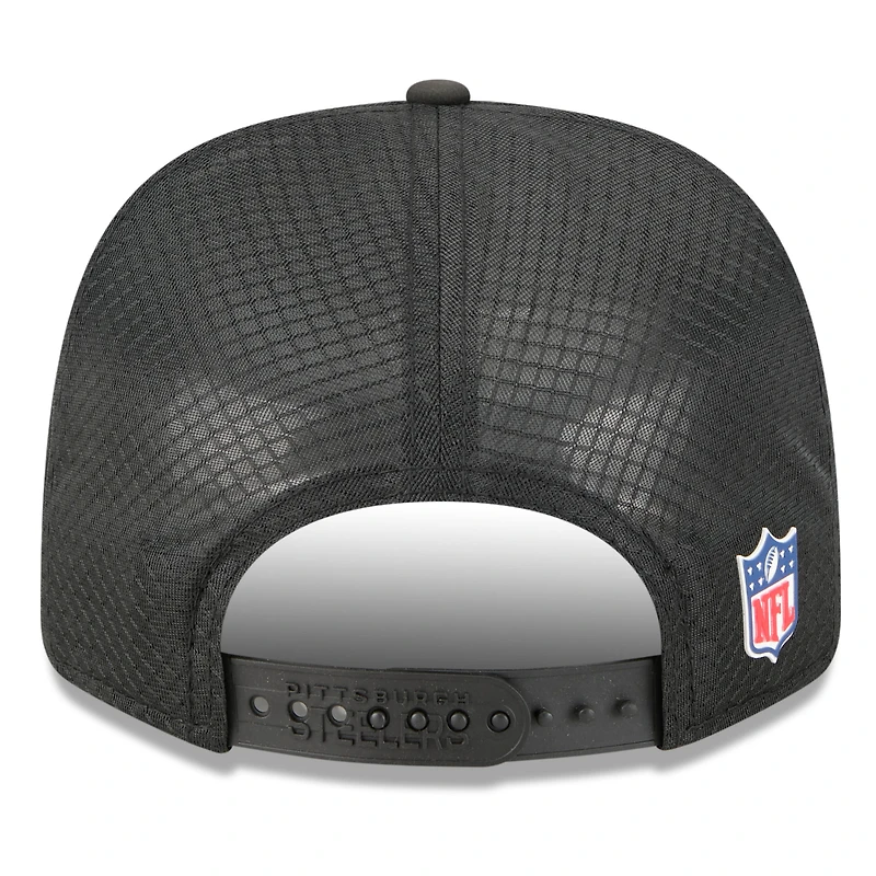 Casquette ajustable noire New Era Pittsburgh Steelers 2025 Sideline Throwback 9SEVENTY Trucker pour homme