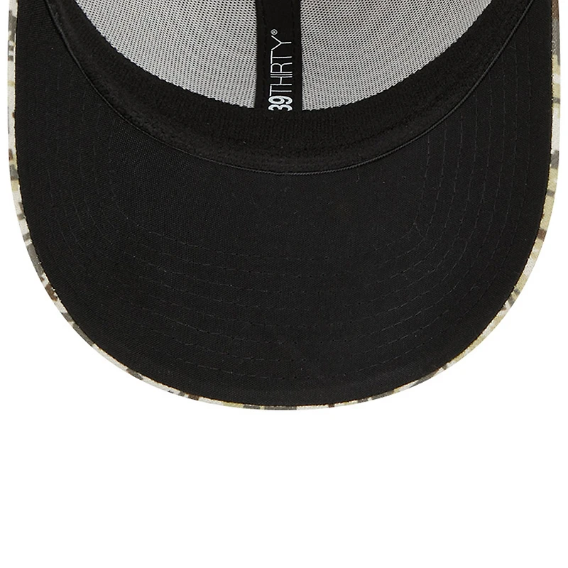 Casquette flexible New Era camouflage Pittsburgh Steelers 2023 Salute To Service 39THIRTY pour hommes