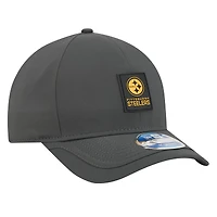 Casquette ajustable New Era 9FORTY M-Crown Pittsburgh Steelers 2025 Sideline pour homme, couleur anthracite