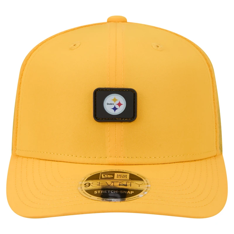 Men's New Era Gold Pittsburgh Steelers Micro Badge 9SEVENTY Adjustable Hat