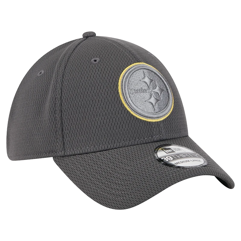 Men's New Era Graphite Pittsburgh Steelers  Main 39THIRTY Flex Hat