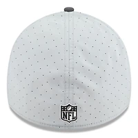 Casquette 39THIRTY Flex grise/graphite pour homme, camp d'entraînement NFL 2025 des Pittsburgh Steelers, New Era