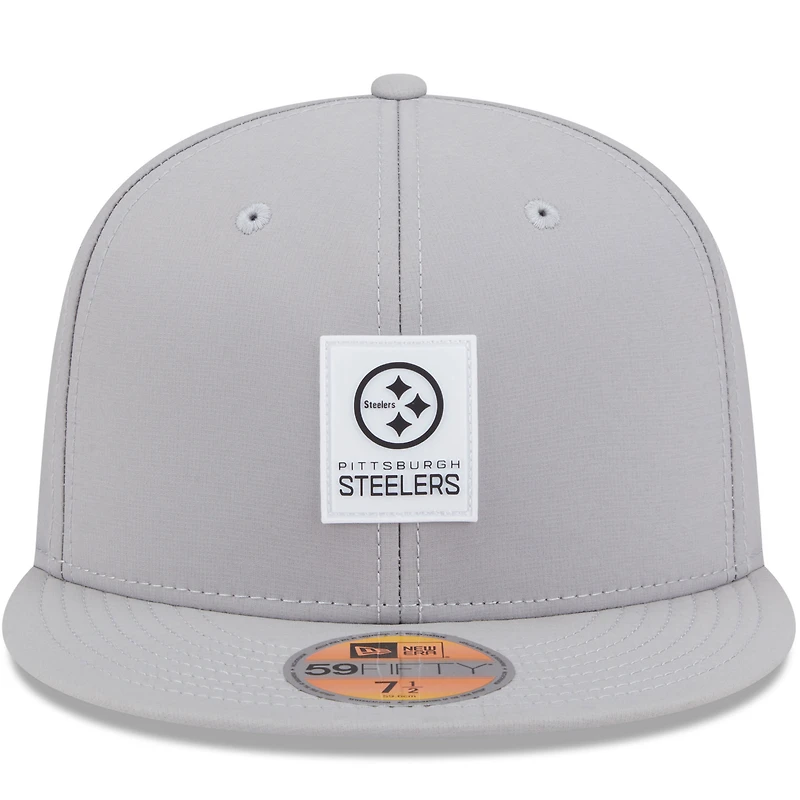 Casquette ajustée New Era grise Pittsburgh Steelers 2025 Sideline Quill Tech 59FIFTY pour homme