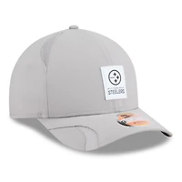 Men's New Era Gray Pittsburgh Steelers 2025 Sideline  M-Crown 9FORTY Adjustable Hat