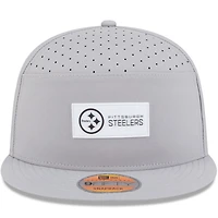 Men's New Era Gray Pittsburgh Steelers 2025 Sideline  Split Panel 9FIFTY Snapback Hat