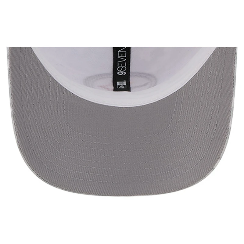 Casquette trucker ajustable New Era grise Pittsburgh Steelers Salute to Service pour homme, modèle 9SEVENTY.