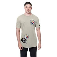 T-shirt beige clair New Era pour homme avec patchs multiples des Pittsburgh Steelers