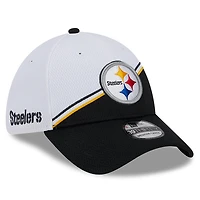 Casquette flex 39THIRTY Sideline Pittsburgh Steelers 2023 New Era pour homme, blanc/noir