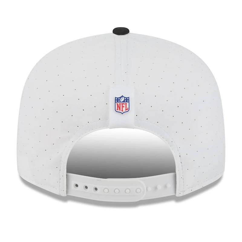 Casquette snapback 9FIFTY à panneau fendu New Era blanche/noire pour homme, édition 2025 du camp d'entraînement NFL des Pittsburgh Steelers