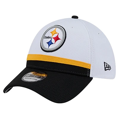 Casquette New Era 39THIRTY Flex blanche/noire pour homme des Pittsburgh Steelers Dashmark Rays