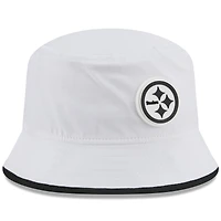 Bob New Era blanche extensible pour homme, camp d'entraînement NFL 2025 des Pittsburgh Steelers