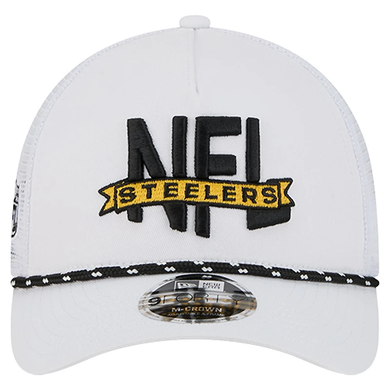 Casquette camionneur ajustable NFL 9FORTY A-Frame M-Crown des Pittsburgh Steelers pour homme New Era blanche