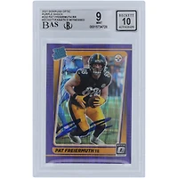 Carte de recrue 9/10 authentifiée 2021 Panini Donruss Optic Purple Shock Prizm #232 Beckett Fanatics Witnessed Autographiée par Pat Freiermuth des Steelers de Pittsburgh