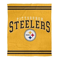 Couverture en tricot peluche douce Pegasus Pittsburgh Steelers 60 po x 70 po
