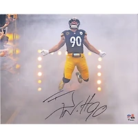 Photo dédicacée de T.J. Watt (Pittsburgh Steelers) - Entrée en fumée (40,6 x 50,8 cm)