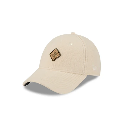 Casquette ajustable confortable 9FORTY crème New Era pour femme des Pittsburgh Steelers
