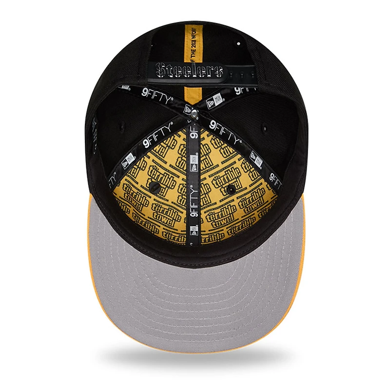 Casquette snapback New Era noire et or Pittsburgh Steelers 2026 NFL Draft pré-courbée pour jeunes