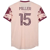 Maillot rose n°15 autographié par Eric Miller des Portland Timbers lors de la saison 2023 de la MLS