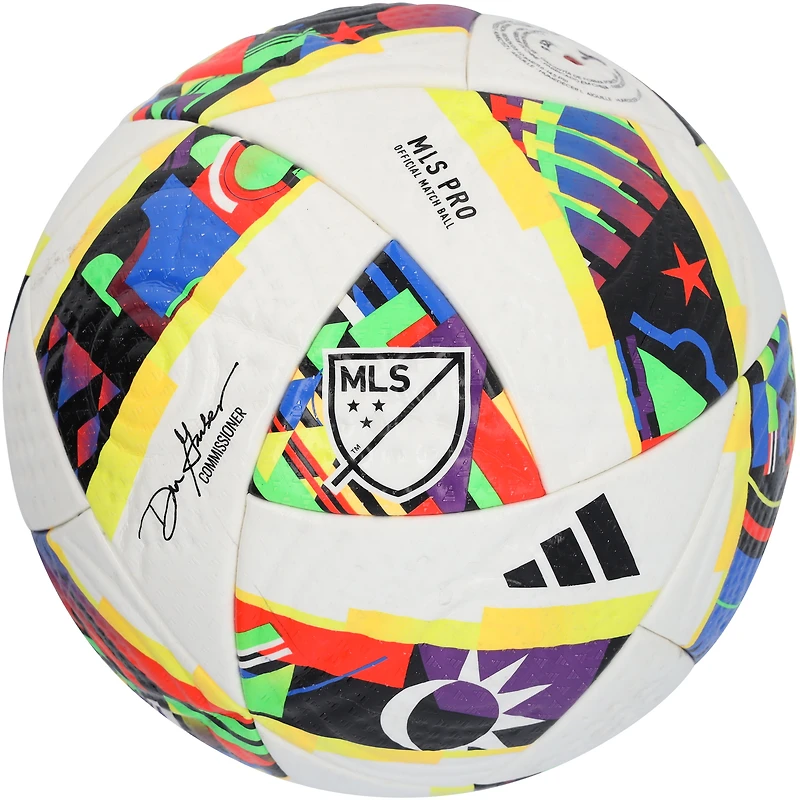 Ballon de football adidas des Portland Timbers, utilisé lors des matchs de la saison 2024 de la MLS